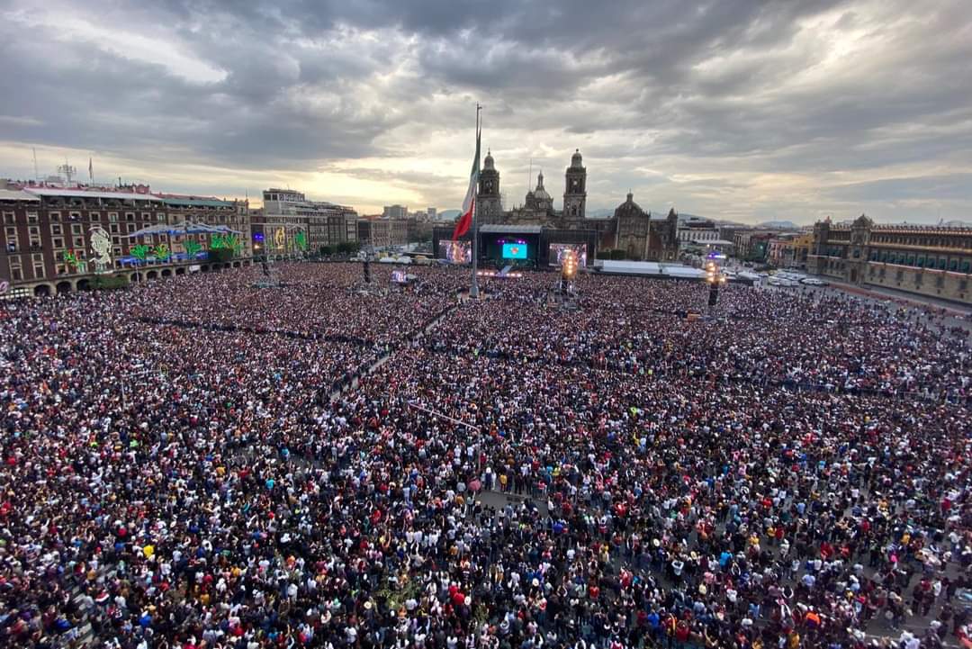 Zócalo Capitalino a reventar