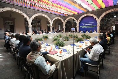 Promoverá Tere Jiménez saneamiento del agua e impulso de energías limpias durante su administración